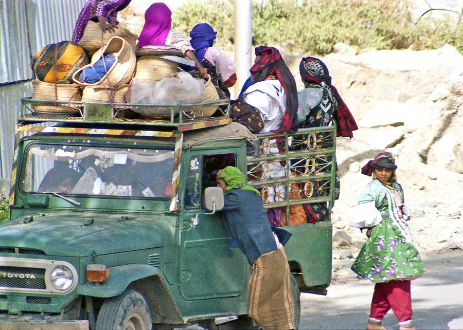 Every morning, groups of these mountain women could be seen being driven to Taiz where they spent their day in commerce.