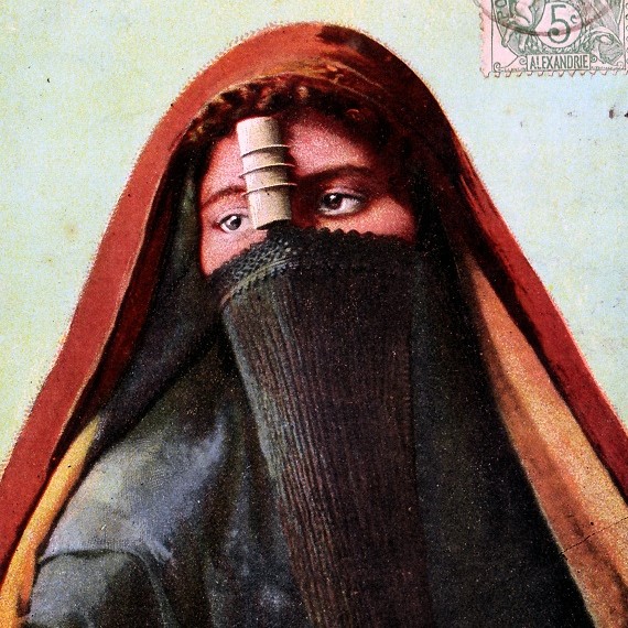 Arousa el burqa feature
